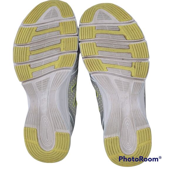 New Balance lace up sneakers gray neon green, EUC, size 9 - Picture 4 of 7